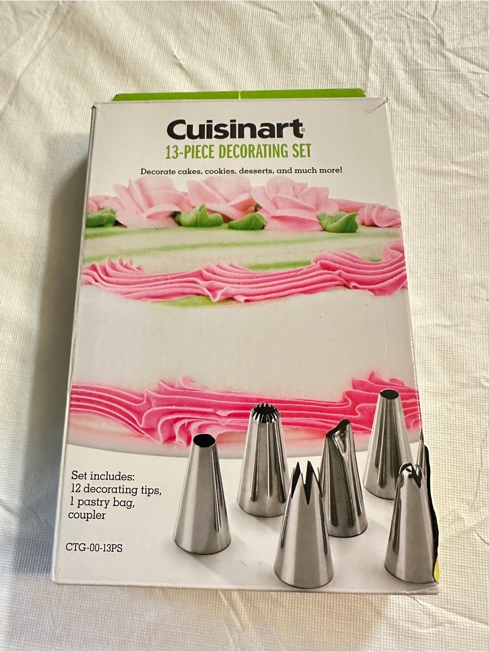 💜Cuisinart 12 Piece Cake Decorating Set